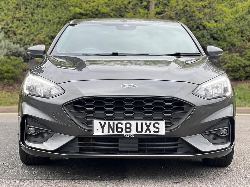 Used Ford Focus ST-Line 125 HP (91 kW) 2019 Grey Hatchback