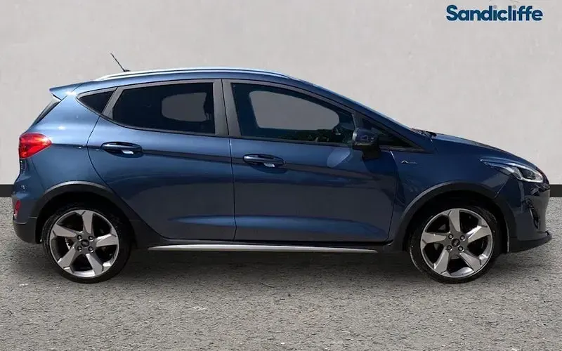 Gebraucht Ford Fiesta Active X 125 PS (91 kW) 2019 Blau Kleinwagen