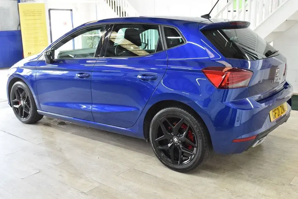 Used Seat Ibiza FR 95 HP (69 kW) 2021 Blue Hatchback