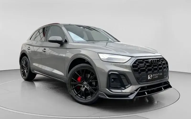 Begagnad Audi Q5 Comfort 204 HK (150 kW) 2022 SUV