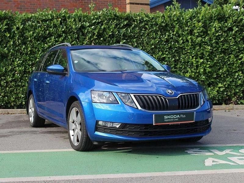 Blue Used 2020 Skoda Octavia SE Drive Estate | £16,495 (Fair price) - Image 1/4