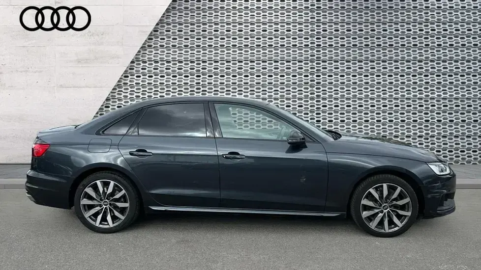 Used Audi A4 Sport 150 HP (110 kW) 2022 Grey Sedan