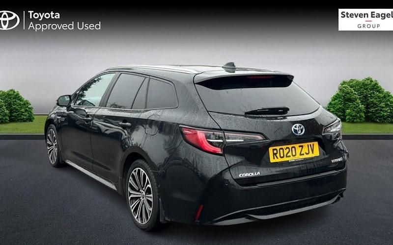 Used Toyota Corolla Design 184 HP (135 kW) 2022 Estate