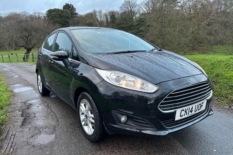 Used Ford Fiesta Zetec 82 HP (60 kW) 2014 Black Hatchback