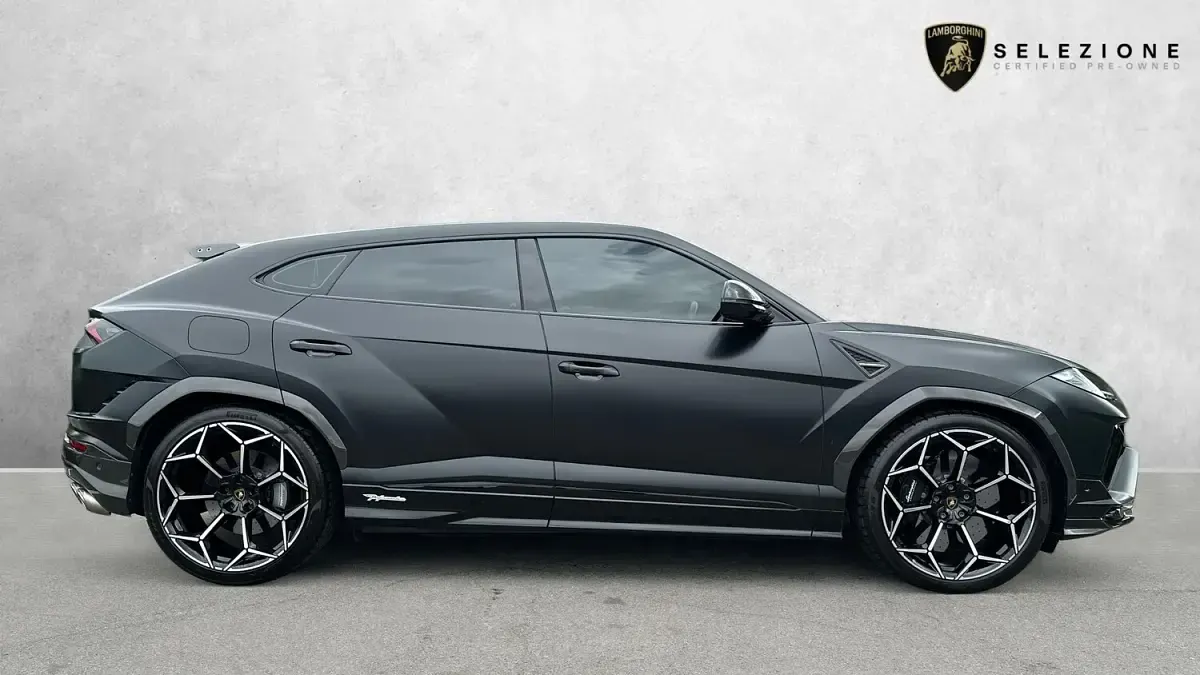 Used Lamborghini Urus 2023 Black SUV