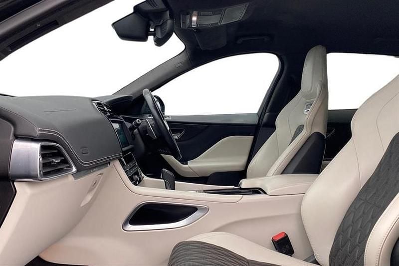 Used Jaguar F-Pace Supercharged 550 HP (404 kW) 2020 Santorini black SUV