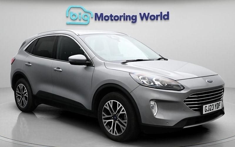 Usado Ford Kuga Titanium 150 CV (110 kW) 2023 SUV