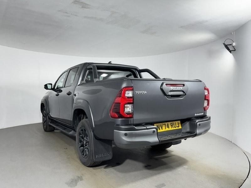 Used Toyota HiLux 204 HP (150 kW) 2025 Grey Pickup