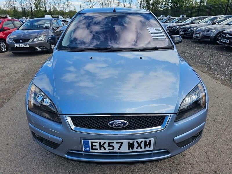 Used Ford Focus Titanium 145 HP (106 kW) 2007 Blue Hatchback