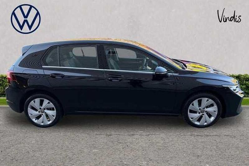 Used VW Golf VIII Style 204 HP (150 kW) 2025 Black Hatchback