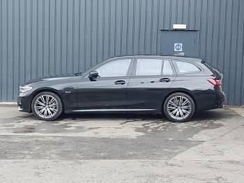 Used BMW 330e M Sport 292 HP (214 kW) 2021 Black Estate