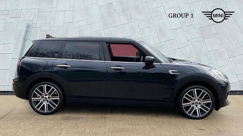 Used Mini Cooper Clubman Exclusive 136 HP (100 kW) 2023 Black Estate