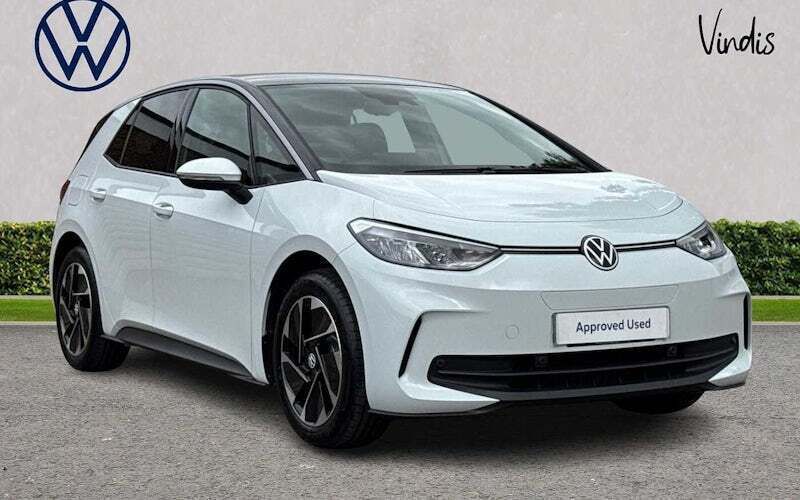 Used 2026 VW ID.3 Pure Hatchback | £23,807 (Expensive) - Image 1/4