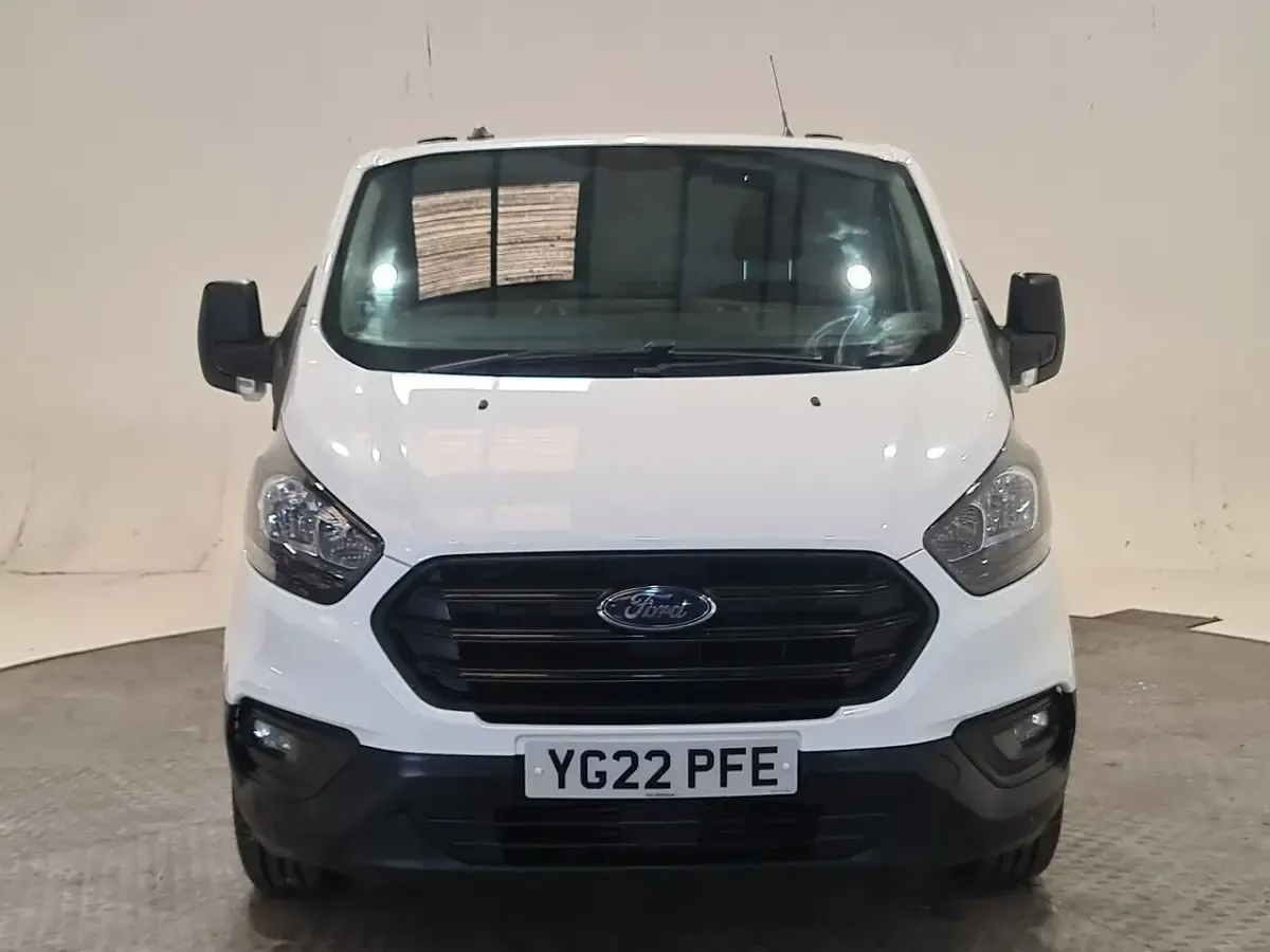 Used Ford Transit Custom 105 HP (77 kW) 2022 White Van