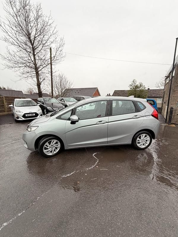 Used Honda Jazz SE 2017 Silver Hatchback