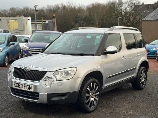 Used Skoda Yeti LAURIN & KLEMENT 140 HP (102 kW) 2013 Silver SUV