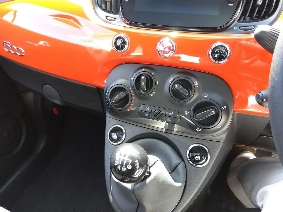 Used Fiat 500 S 70 HP (51 kW) 2023 Orange Hatchback