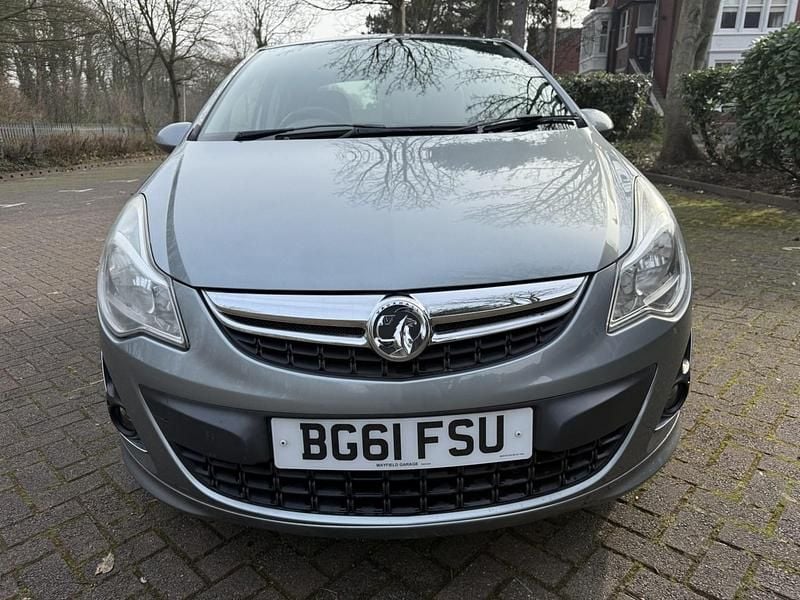 Used Vauxhall Corsa 90 HP (66 kW) 2011 Silver Hatchback