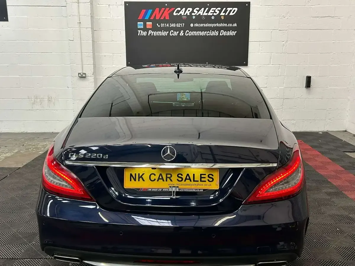 Begagnad Mercedes CLS220 AMG Line Premium 177 HK (130 kW) 2017 Blå Sportkupé