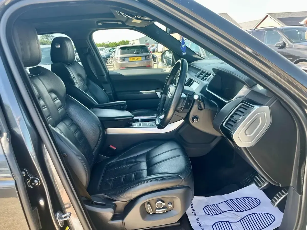 Used Land Rover Range Rover Autobiography Dynamic 306 HP (225 kW) 2016 Grey SUV
