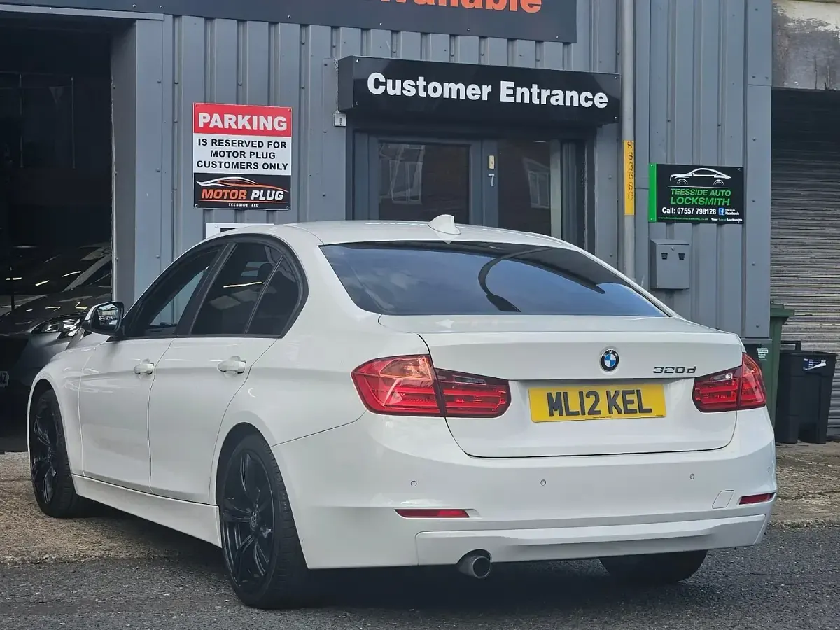 Used BMW 320 Efficient Dynamics 163 HP (119 kW) 2012 White Sedan