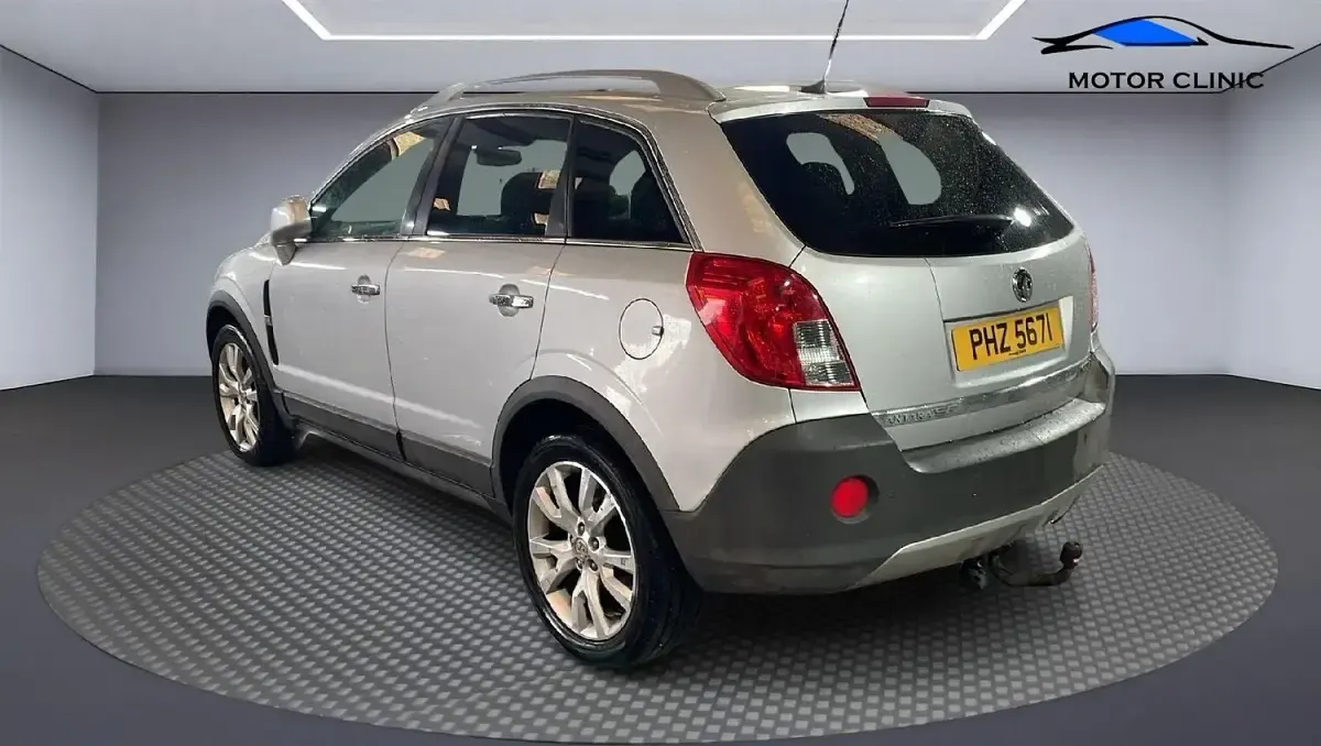 Used Vauxhall Antara 184 HP (135 kW) 2012 Silver SUV