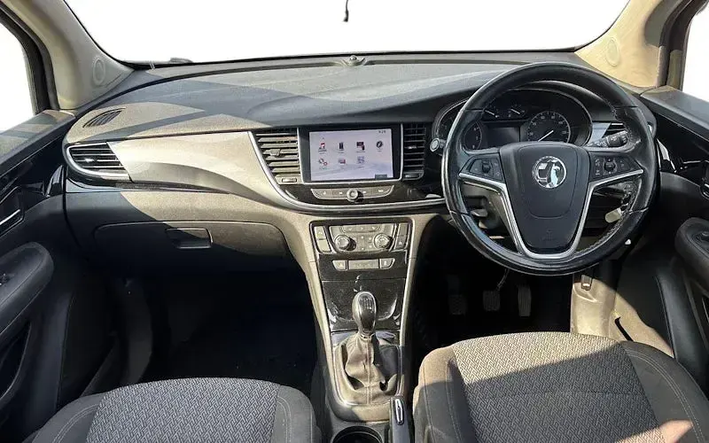 Used Vauxhall Mokka Design Edition 140 HP (102 kW) 2018 Silver SUV