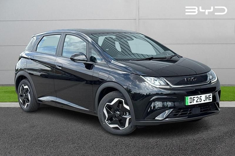 Black New 2025 BYD Dolphin Active Hatchback | £17,790 (Good price) - Image 1/4