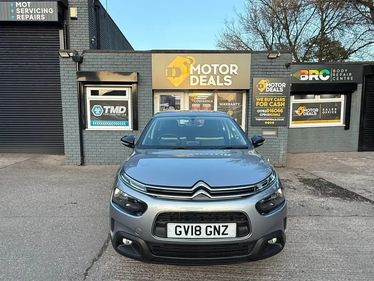 Used Citroën C4 Cactus Feel 110 HP (80 kW) 2018 Grey Hatchback