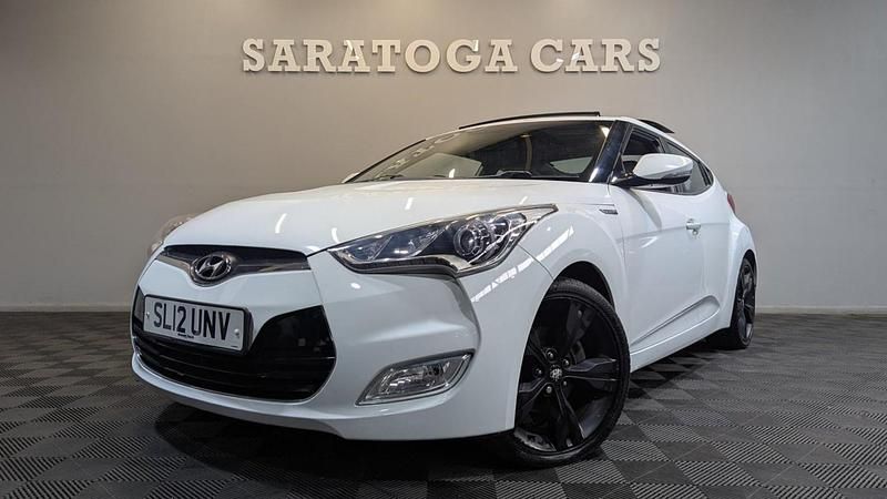 White Used 2012 Hyundai Veloster Sport Hatchback | £5,495 (Fair price) - Image 1/4