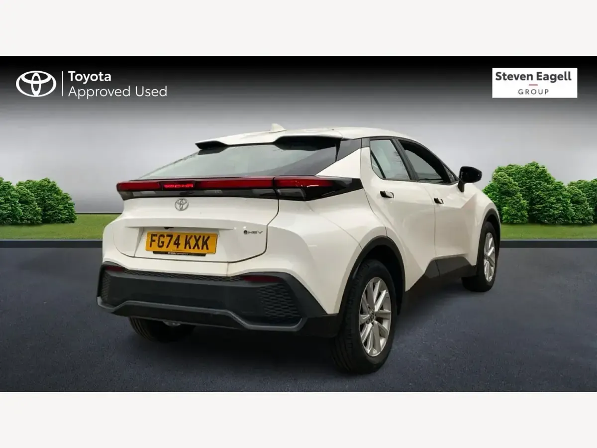 Usado Toyota C-HR 140 HP (102 kW) 2024 Branco SUV