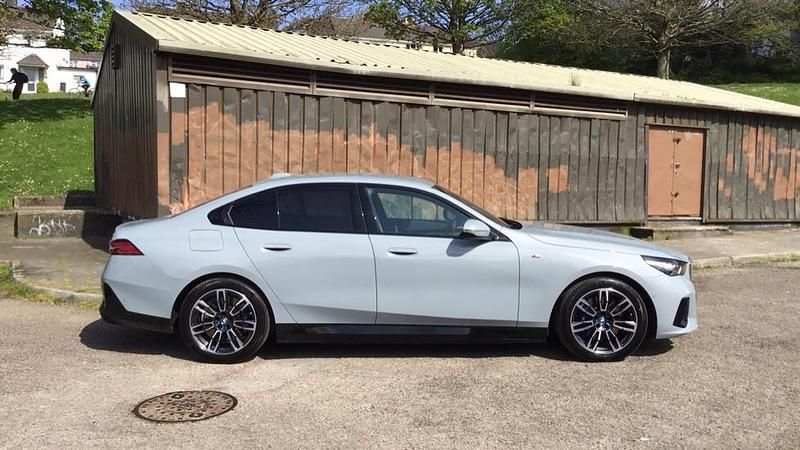 Used BMW 550e M Sport 482 HP (354 kW) 2024 Grey