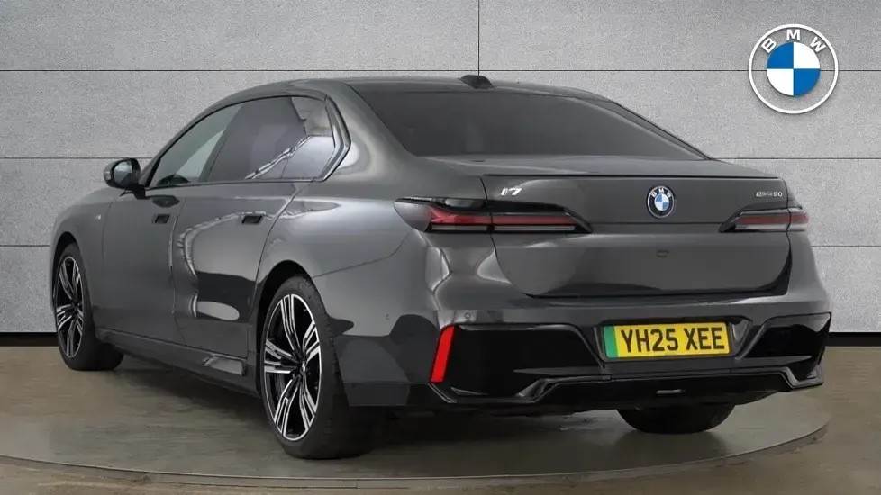 Used BMW i7 M Sport 330 kW (449 HP) 2025 Grey Sedan