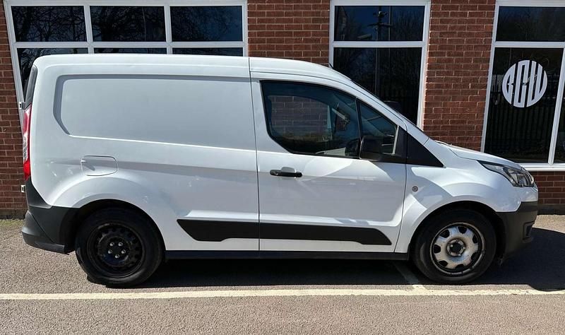 Used Ford Transit Connect 100 HP (73 kW) 2020 White MPV