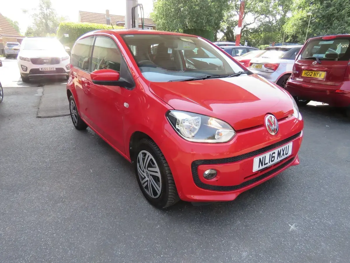 Used VW up! move up! 2016 Red Hatchback