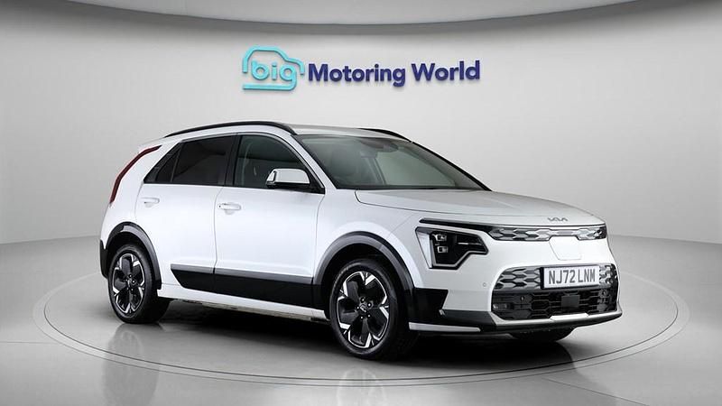 Used Kia e-Niro 147 kW (201 HP) 2023 SUV