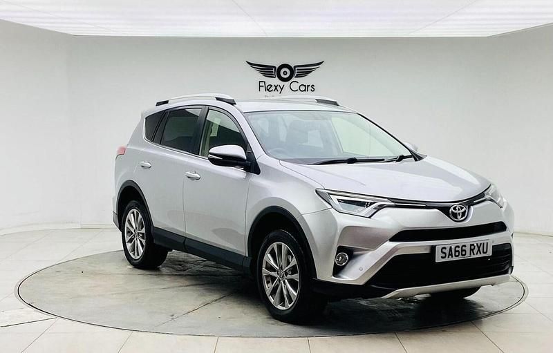 Silver Used 2016 Toyota RAV4 Estate | £11,689 (Fair price) - Image 1/4