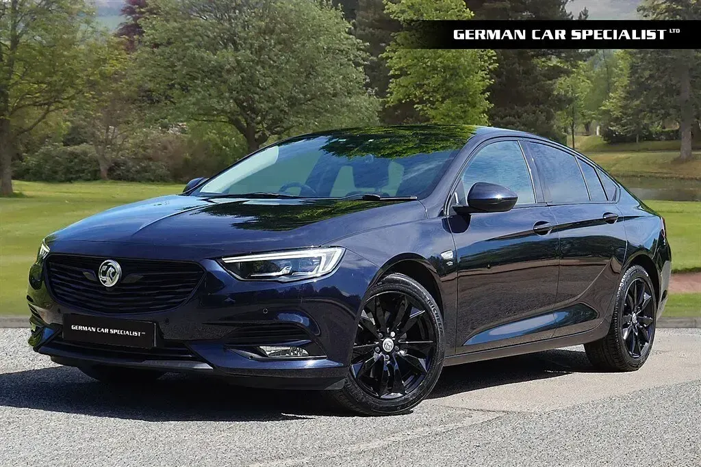 Used Vauxhall Insignia Elite 2017 Blue Hatchback