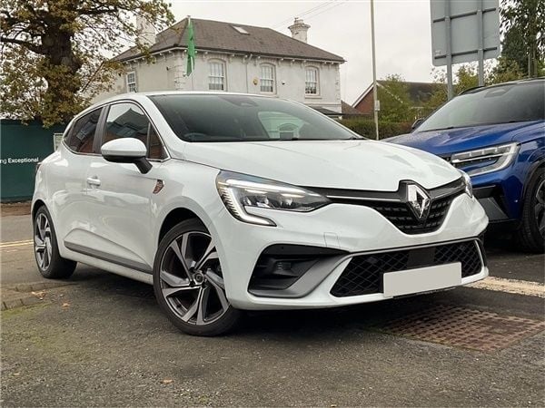 Quartz white Used 2020 Renault Clio V RS Line Hatchback | £14,800 (Fair price) - Image 1/1