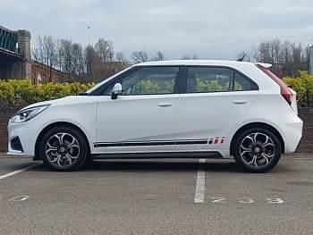 Used MG MG3 Excite 106 HP (77 kW) 2019 White Hatchback