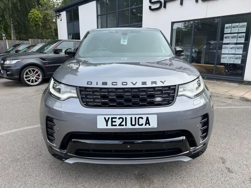 Used Land Rover Discovery 5 SE Dynamic 250 HP (183 kW) 2021 Grey SUV