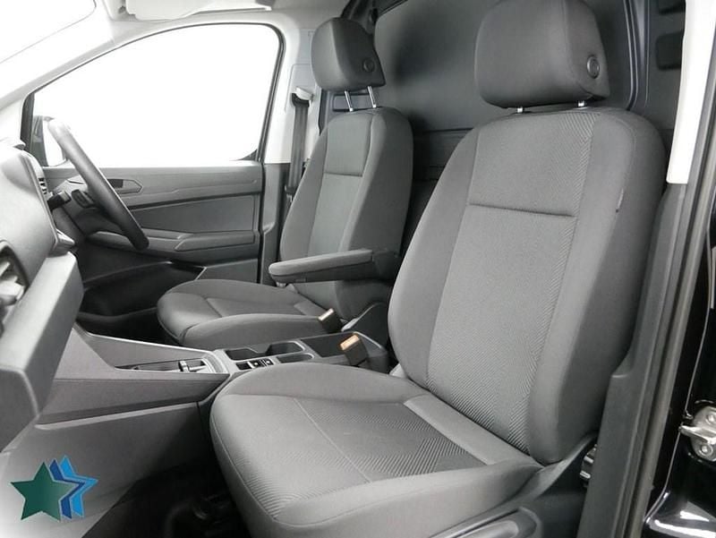 Usado Ford Transit Connect Trend 122 HP (89 kW) 2025 Preto Monovolume