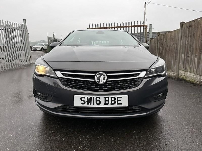 Used Vauxhall Astra Elite 136 HP (100 kW) 2016 Grey Hatchback
