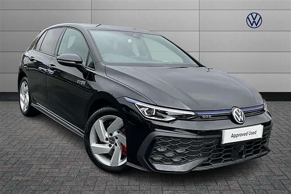 Black Used 2025 VW Golf VIII GTE Hatchback | £26,890 (Fair price) - Image 1/4