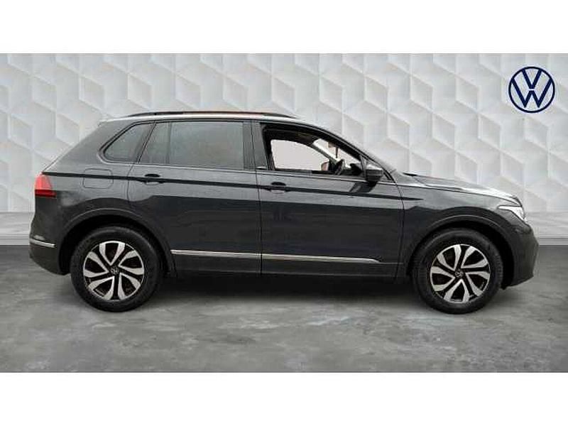 Used VW Tiguan Active 150 HP (110 kW) 2022 Grey SUV