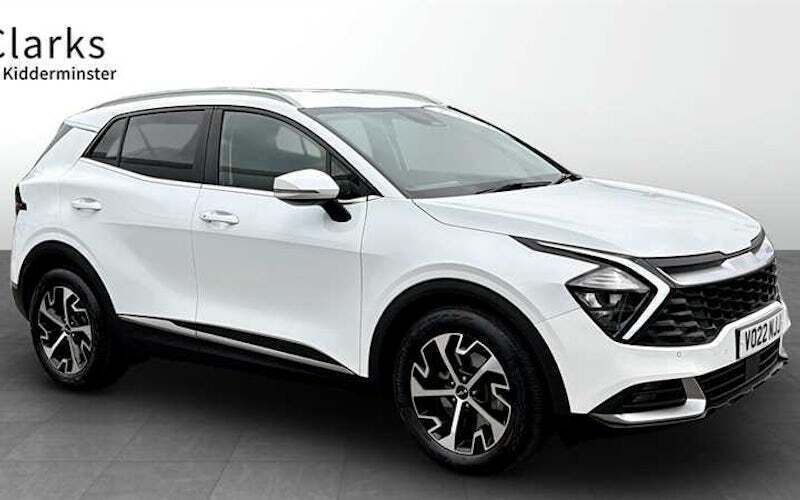 Used 2023 Kia Sportage 3 SUV | £25,495 (Good price) - Image 1/4