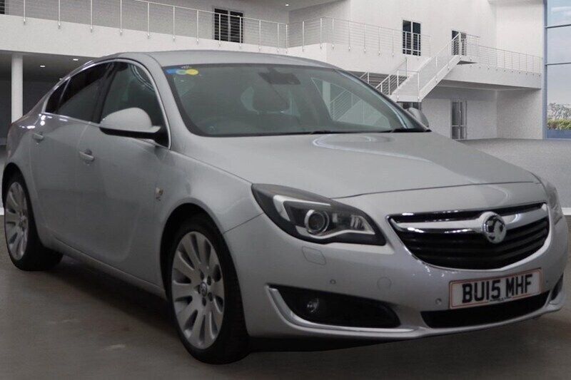 Silver Used 2015 Vauxhall Insignia Elite Hatchback | £7,495 (A bit pricey) - Image 1/1
