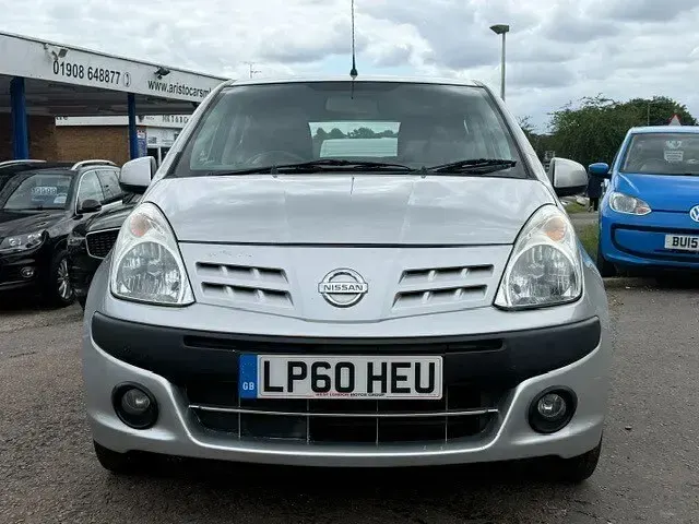 Used Nissan Pixo N-TEC 68 HP (50 kW) 2010 Silver Hatchback