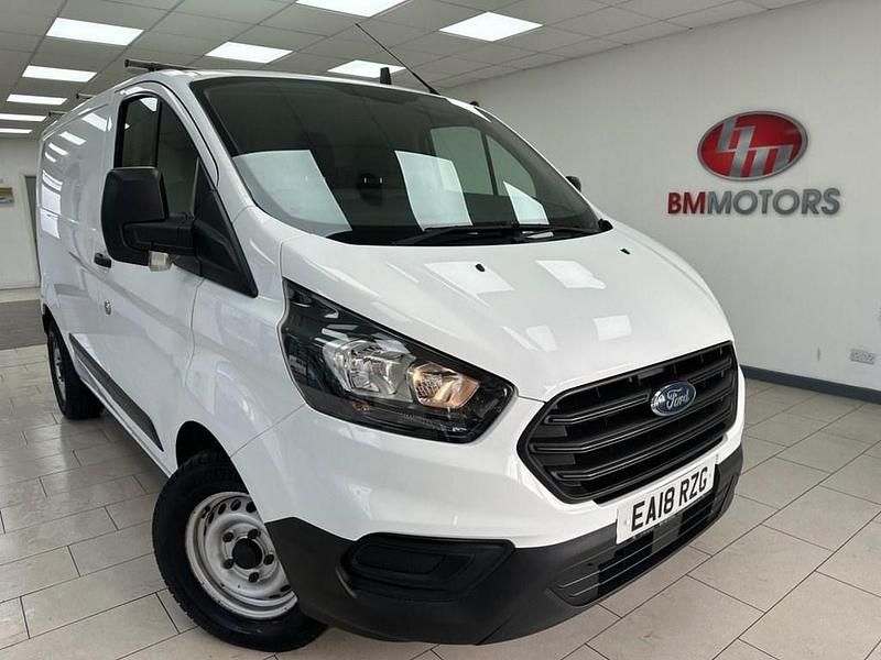 Used Ford Transit Custom 105 HP (77 kW) 2018 White Van