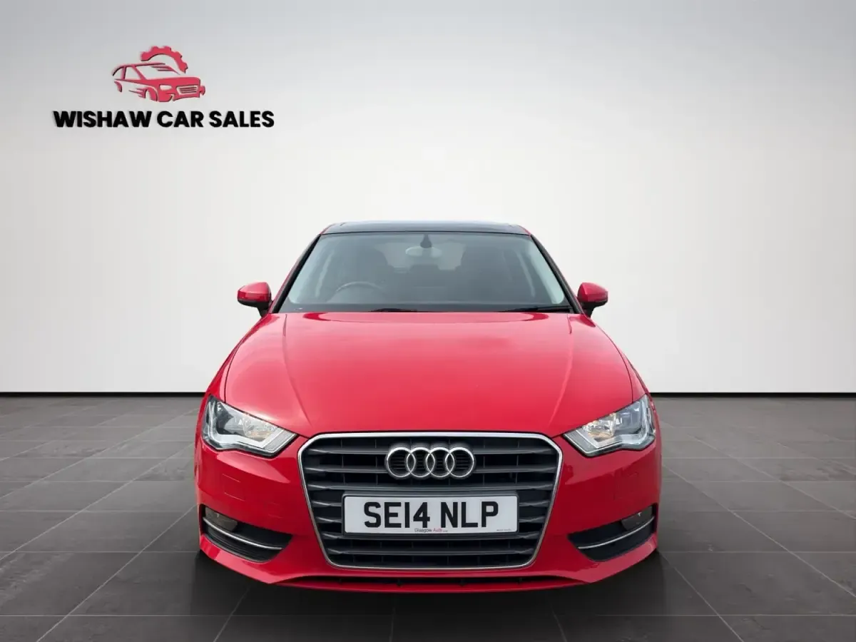 Begagnad Audi A3 Sport 125 HK (91 kW) 2014 Röd Halvkombi